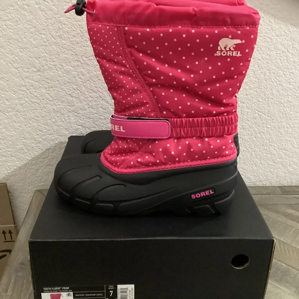SOREL Flurry Weather Resistant Snow Boot (Big Kid) 7 M,